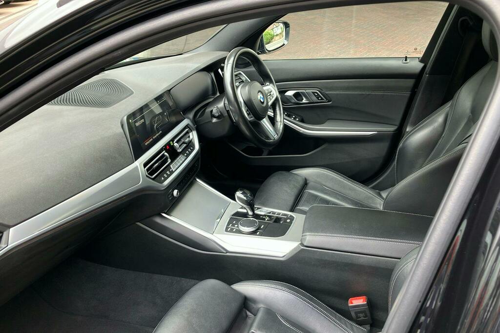 BMW 3 Series 2.0 320I M Sport Saloon Blue #3