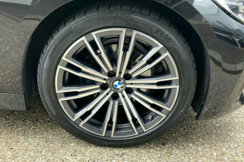 BMW 3 Series 320I Xdrive M Sport Saloon  #8