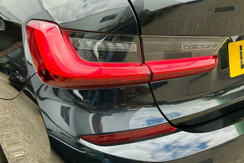 BMW 3 Series 320I Xdrive M Sport Saloon  #24
