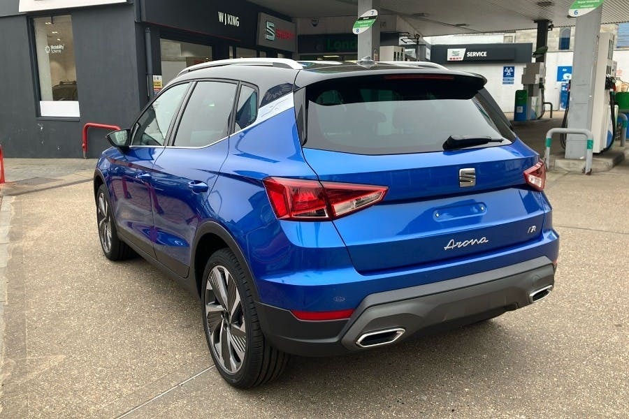 Seat Arona 1.0 Tsi Fr Sport Suv Dsg White #2