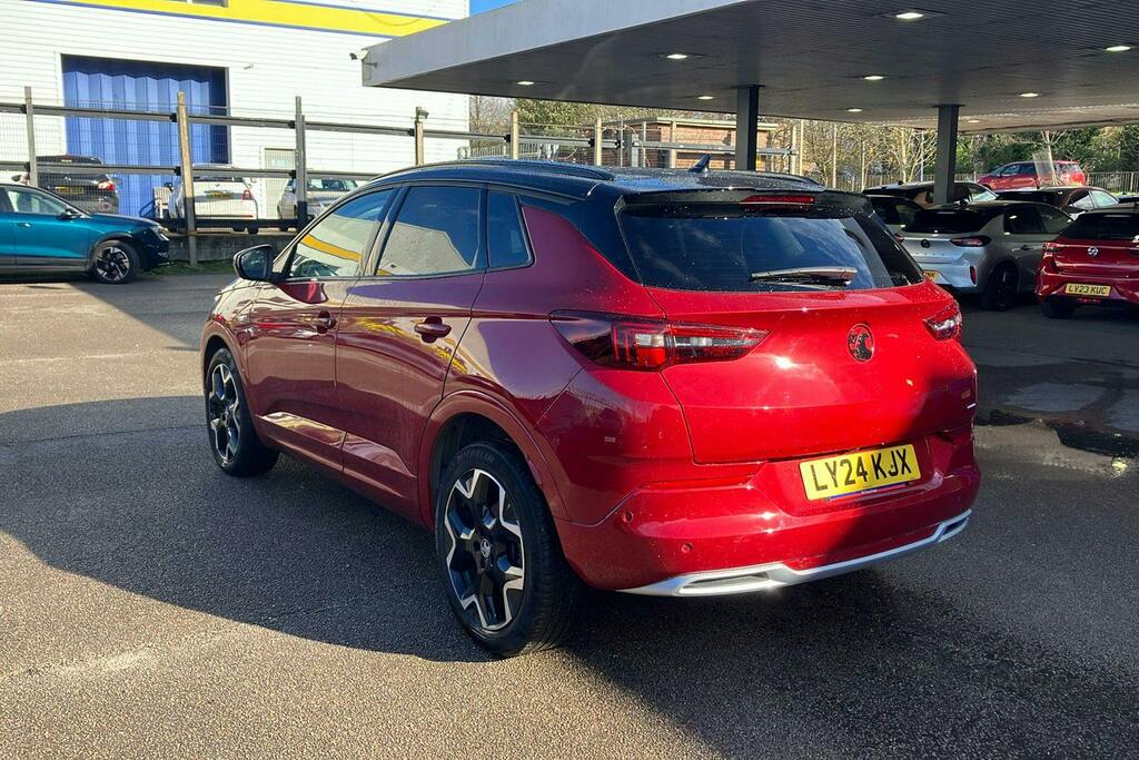 Vauxhall Grandland 1.2 Ultimate Suv Hybrid E Dct Red #6