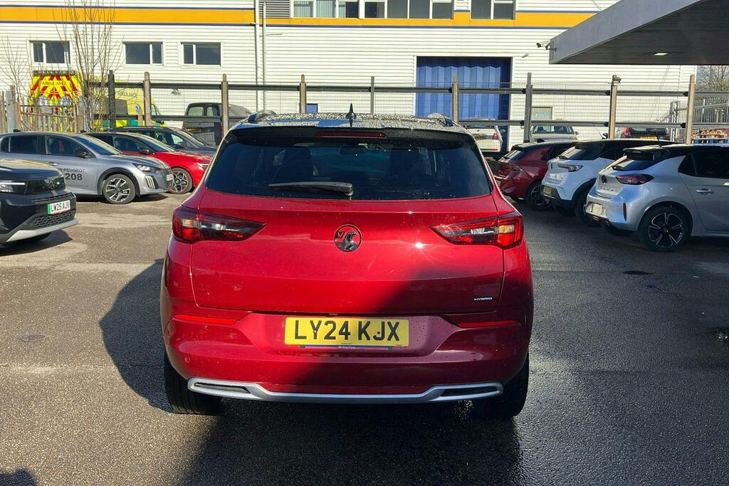 Vauxhall Grandland 1.2 Ultimate Suv Hybrid E Dct Red #5
