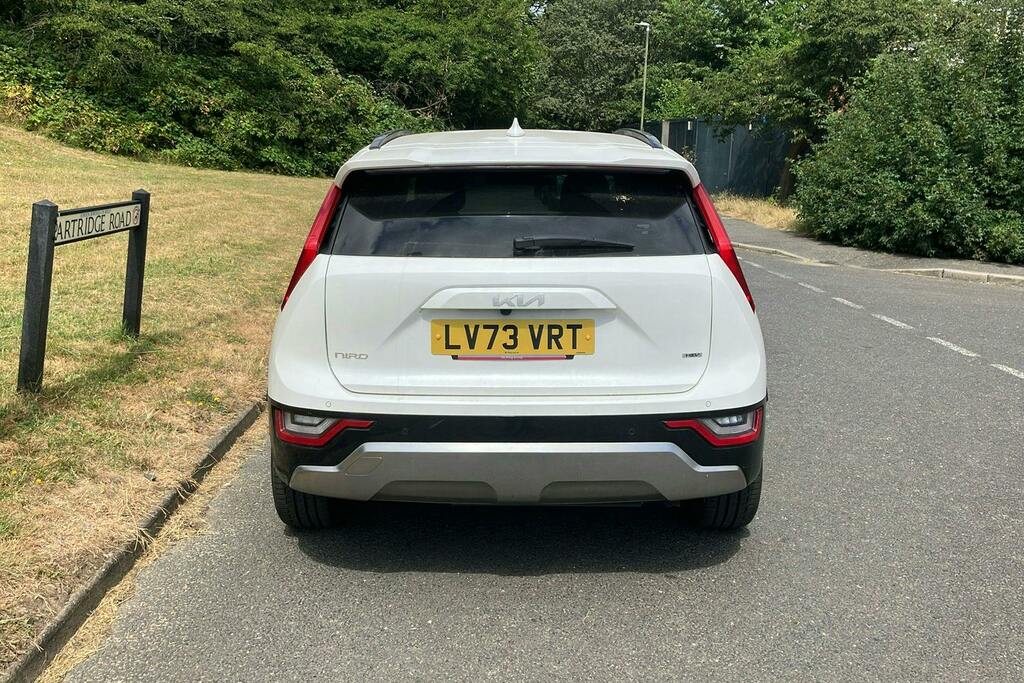 Kia Niro 1.6H Gdi 3 Suv Hybrid Dct LV73VRT White #6