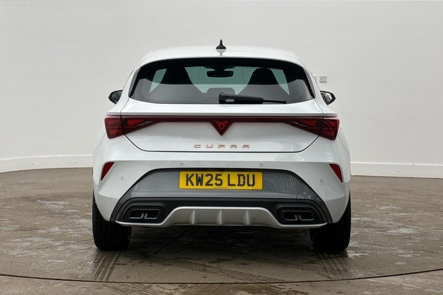 Cupra Leon 1.5 Etsi 150 V2 Dsg White #8