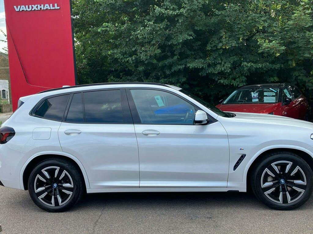 BMW iX3 80Kwh M Sport Suv White #5