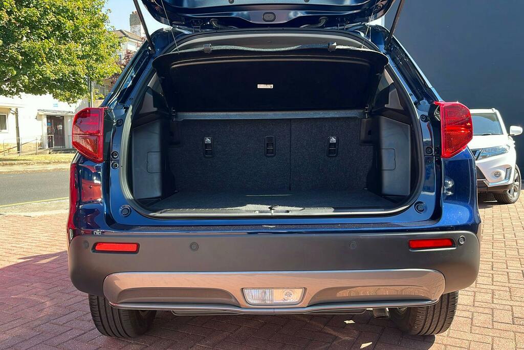 Suzuki Vitara E Vitara 61Kwh Motion Black #24