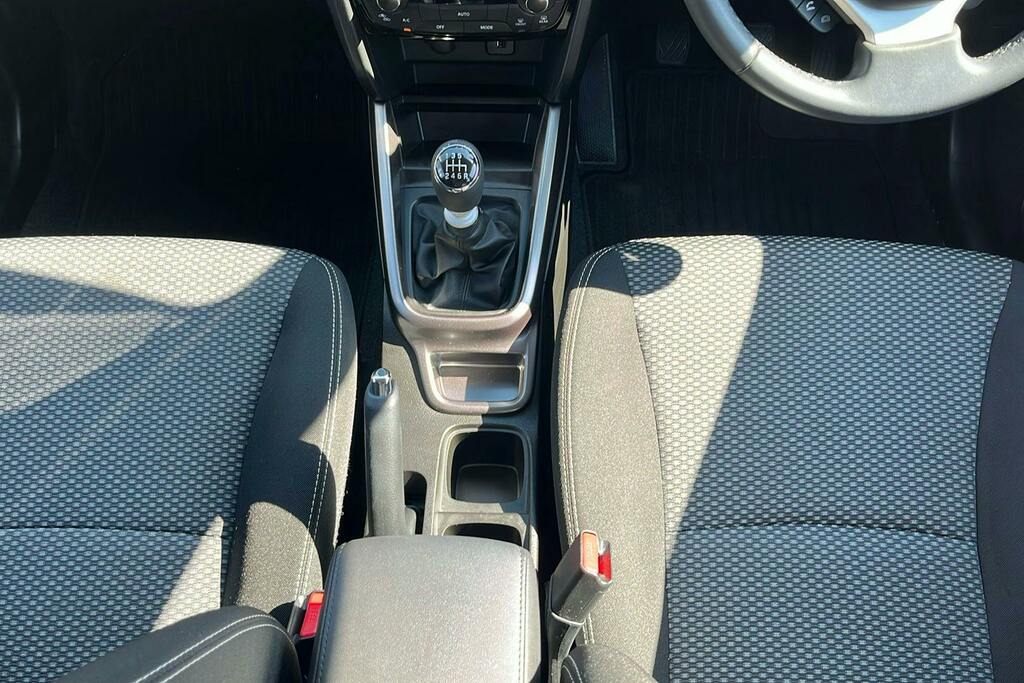 Suzuki Vitara E Vitara 61Kwh Motion Black #23