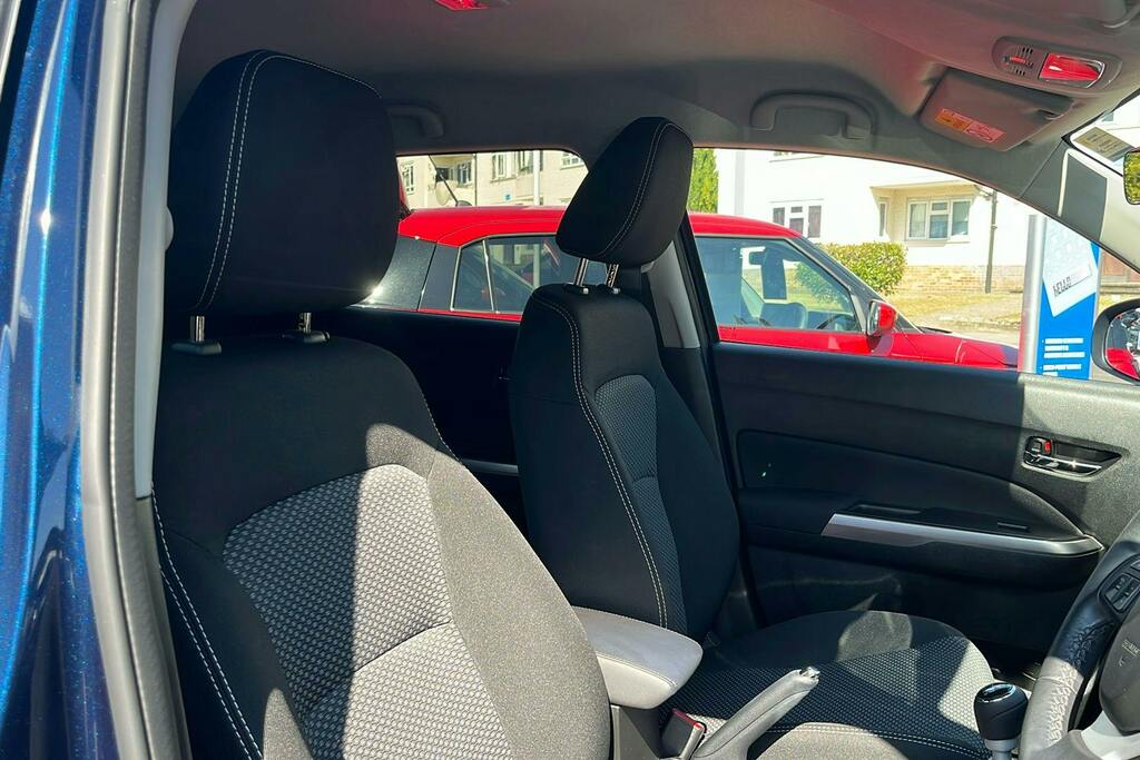 Suzuki Vitara E Vitara 61Kwh Motion Black #27