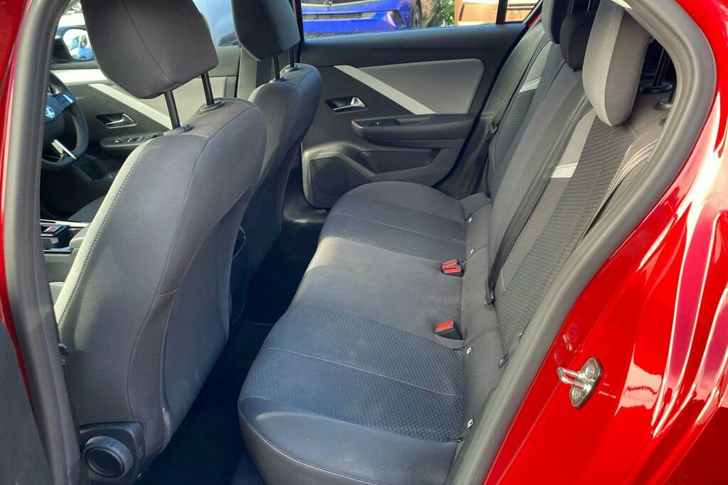 Vauxhall Astra 1.2 Turbo Design Hatchback Red #4