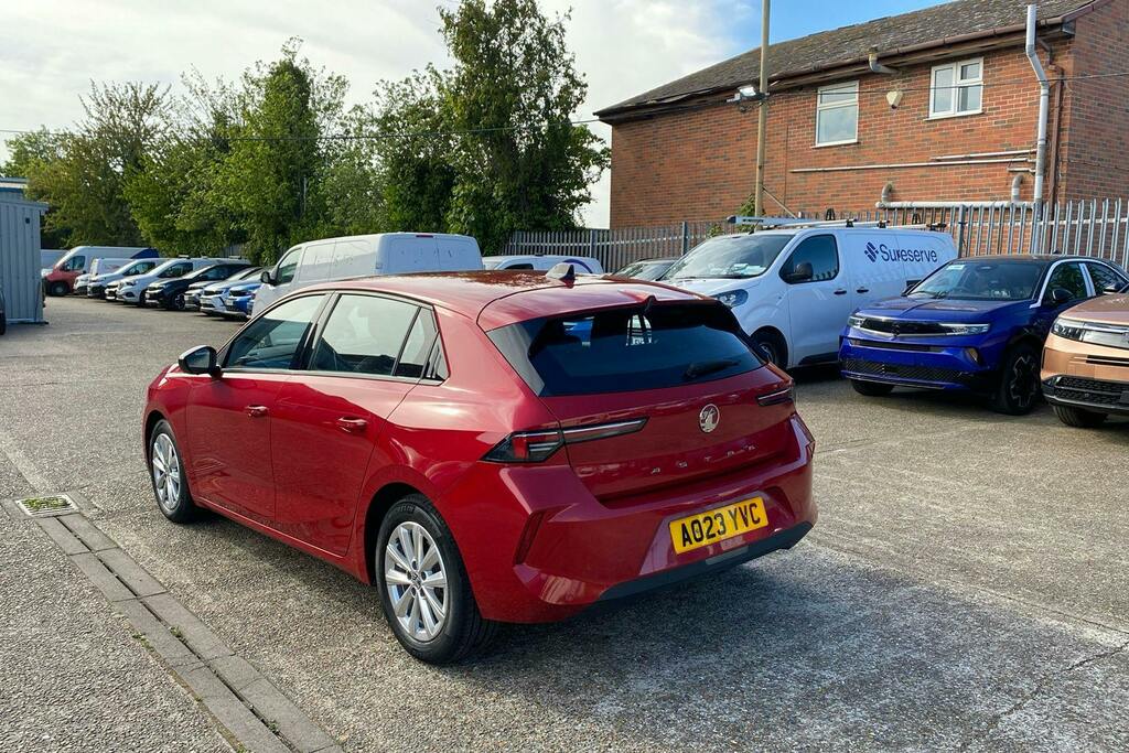 Vauxhall Astra 1.2 Turbo Design Hatchback Red #2