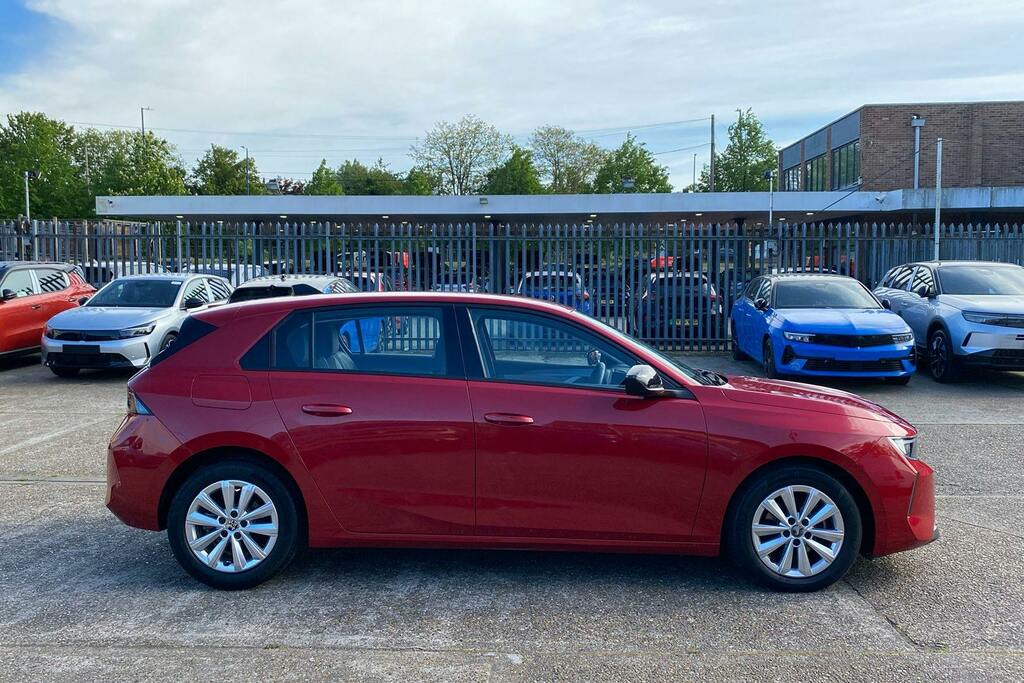 Vauxhall Astra 1.2 Turbo Design Hatchback Red #5