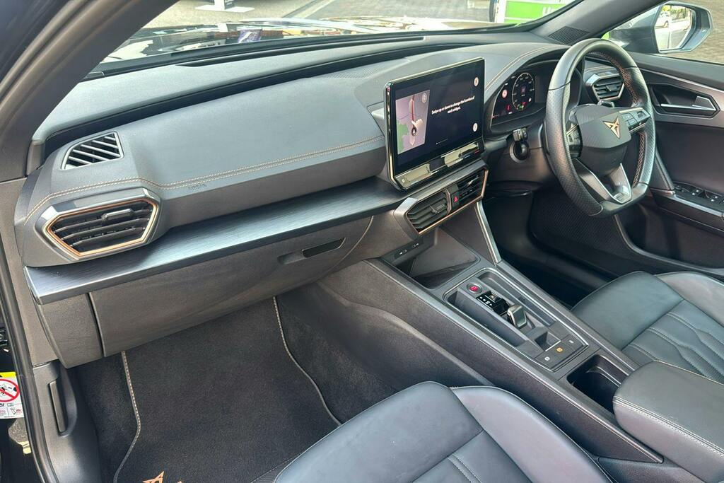 Cupra Formentor 1.5 Tsi V2 Suv Dsg LV73OER Black #3