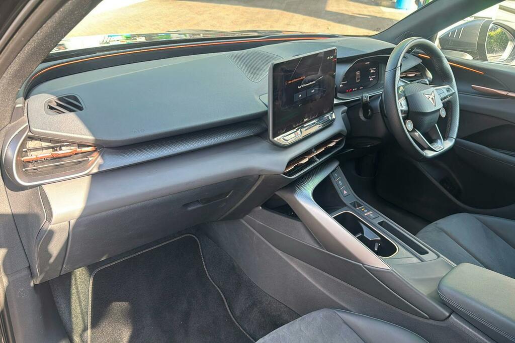 Cupra Terramar 1.5 Etsi V2 Suv Hybrid Dsg Black #3