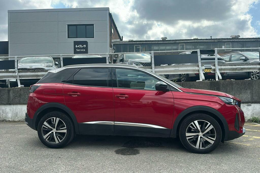 Peugeot 3008 1.2 Puretech Allure Premium Plus Suv E ET23XFW Red #5