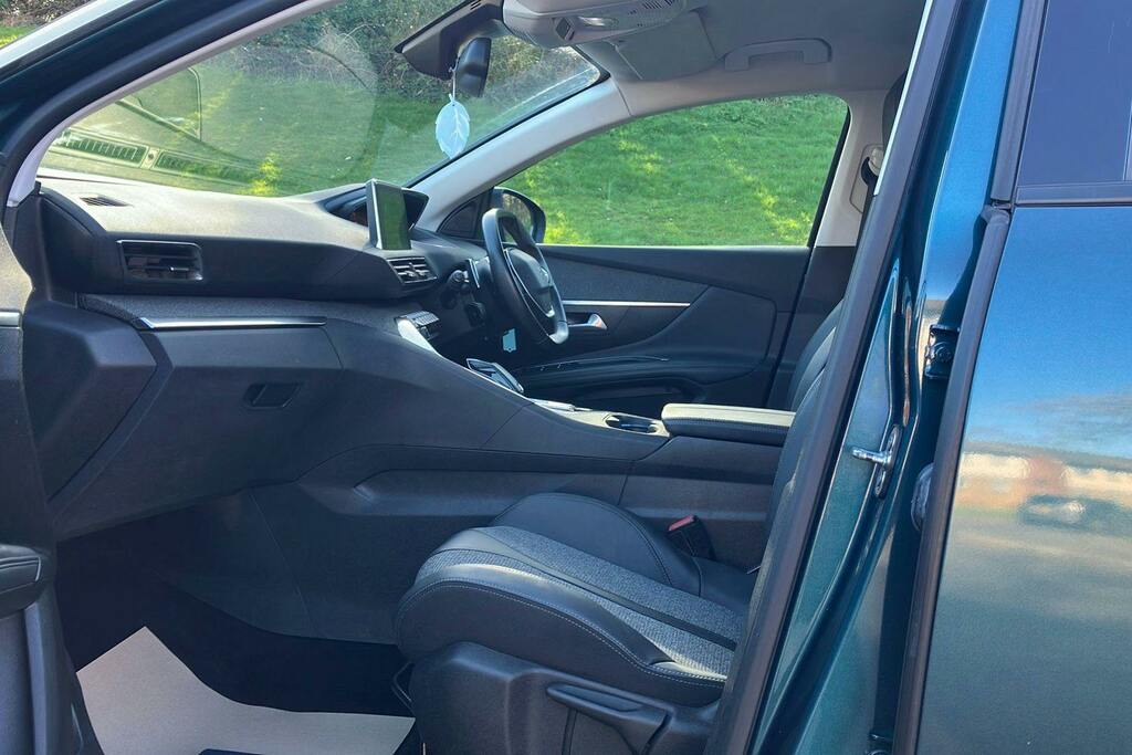 Peugeot 5008 1.2 Puretech Gpf Allure Suv Eat Green #3
