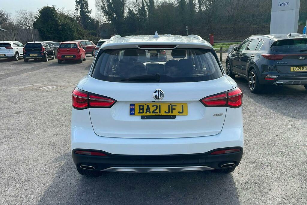 MG HS 1.5 T Gdi Excite Suv Dct White #6