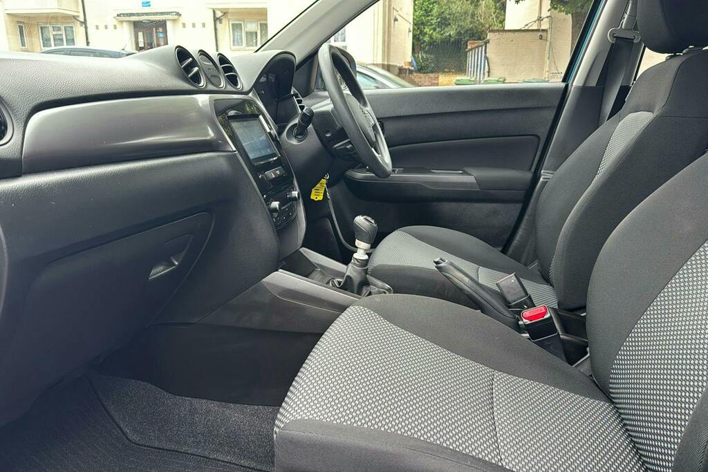 Suzuki Vitara 1.4 Boosterjet Mhev Go Suv Hybrid Manua LV73UUO Blue #3