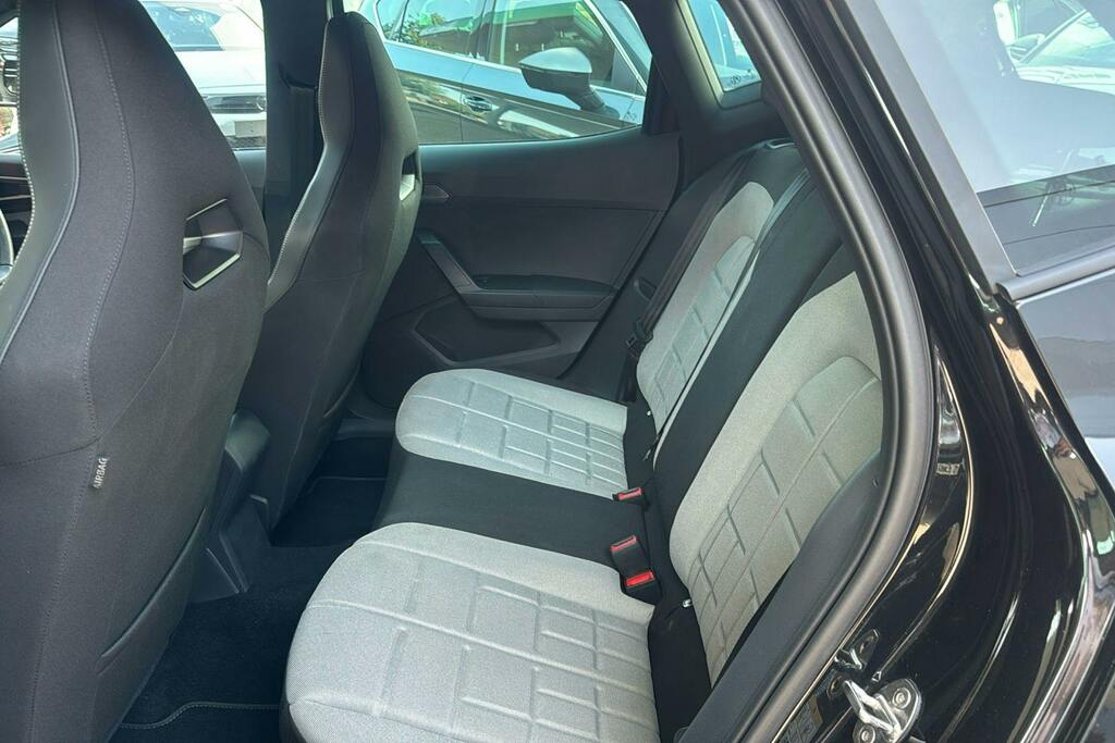 Seat Arona 1.0 Tsi Fr Sport Suv Dsg Black #4