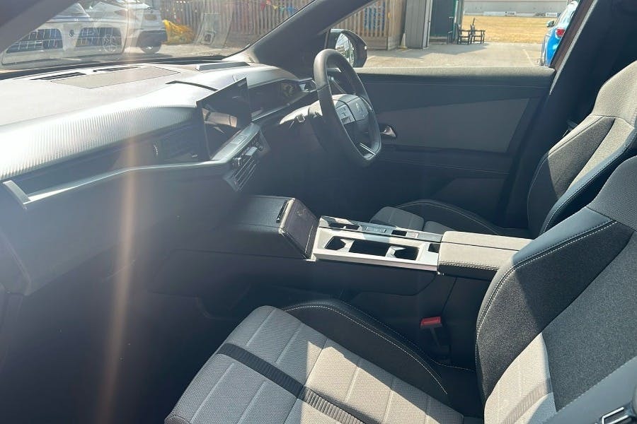 Vauxhall Grandland 1.2 Ultimate Suv Hybrid E Dct Brown #3