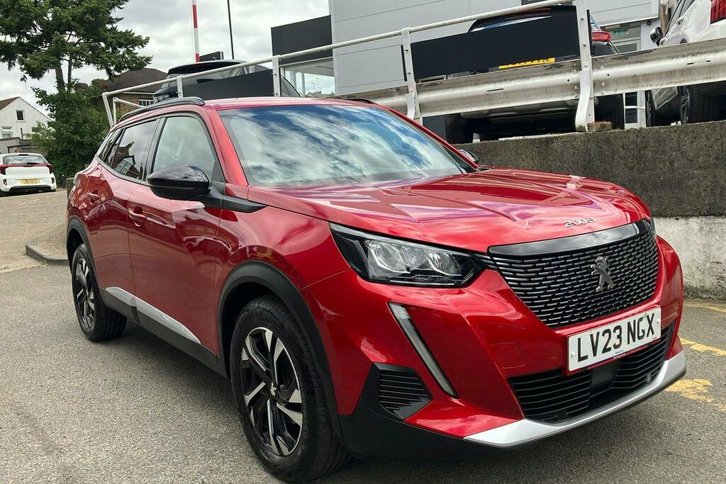 Peugeot 2008 1.2 Puretech Allure Premium Plus Suv M Red