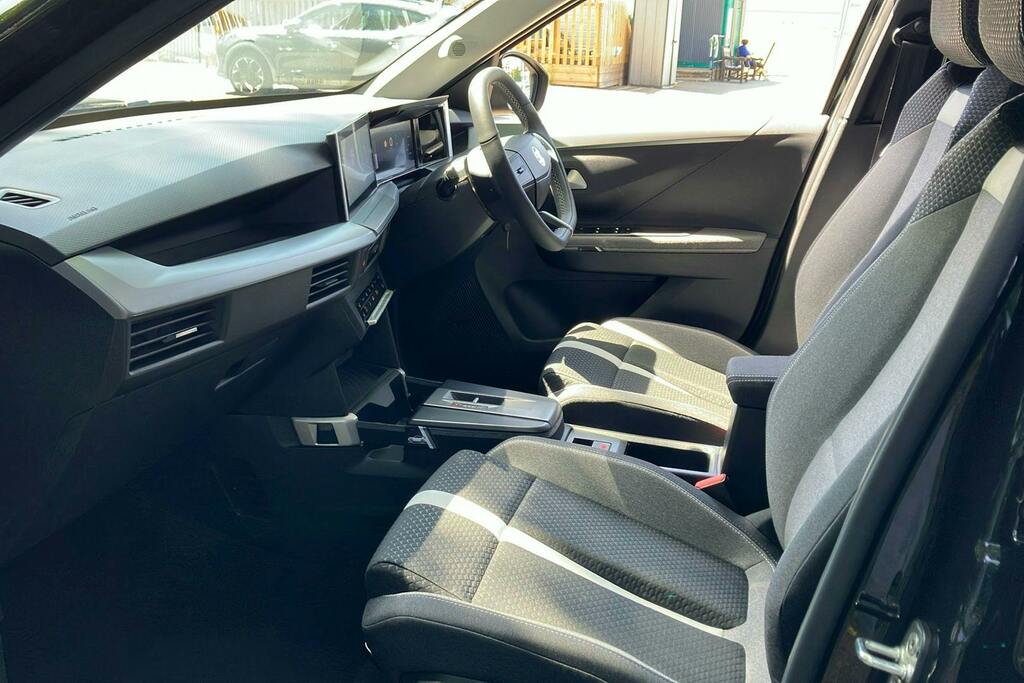 Vauxhall Frontera 44Kwh Gs Suv Black #3