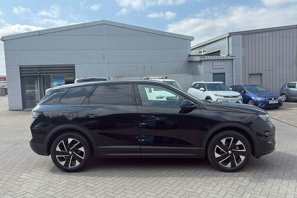Vauxhall Grandland 1.2 Ultimate Suv Hybrid E Dct Black #5
