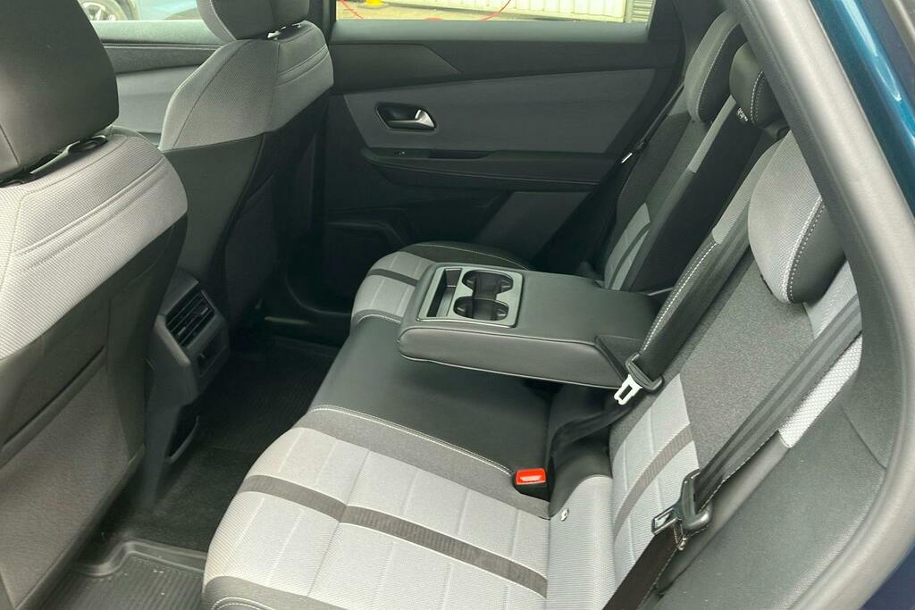 Vauxhall Grandland 1.2 Gs Suv Hybrid E Dct Blue #4
