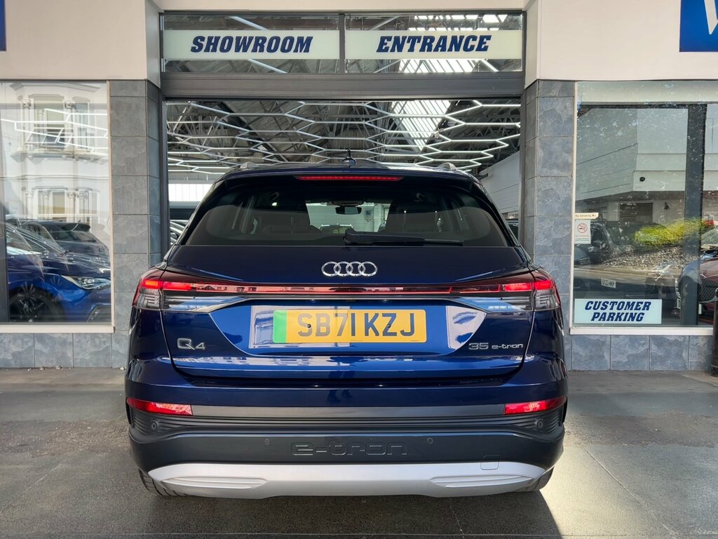 Audi Q4 E Tron 35 Sport Suv 55Kwh 170 Ps SB71KZJ Blue #5