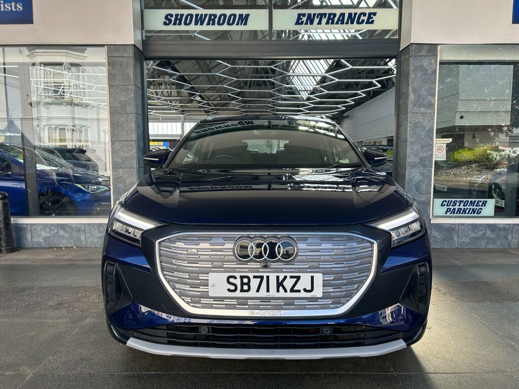 Audi Q4 E Tron 35 Sport Suv 55Kwh 170 Ps Blue