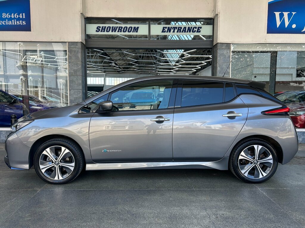 Nissan Leaf 62Kwh E Tekna Hatchback 217 Ps Grey #3