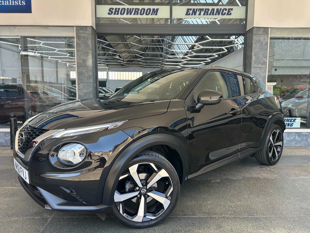 Nissan Juke 1.0 Dig-t Tekna Suv Euro 6 Ss 11 WH21FVJ Black #2