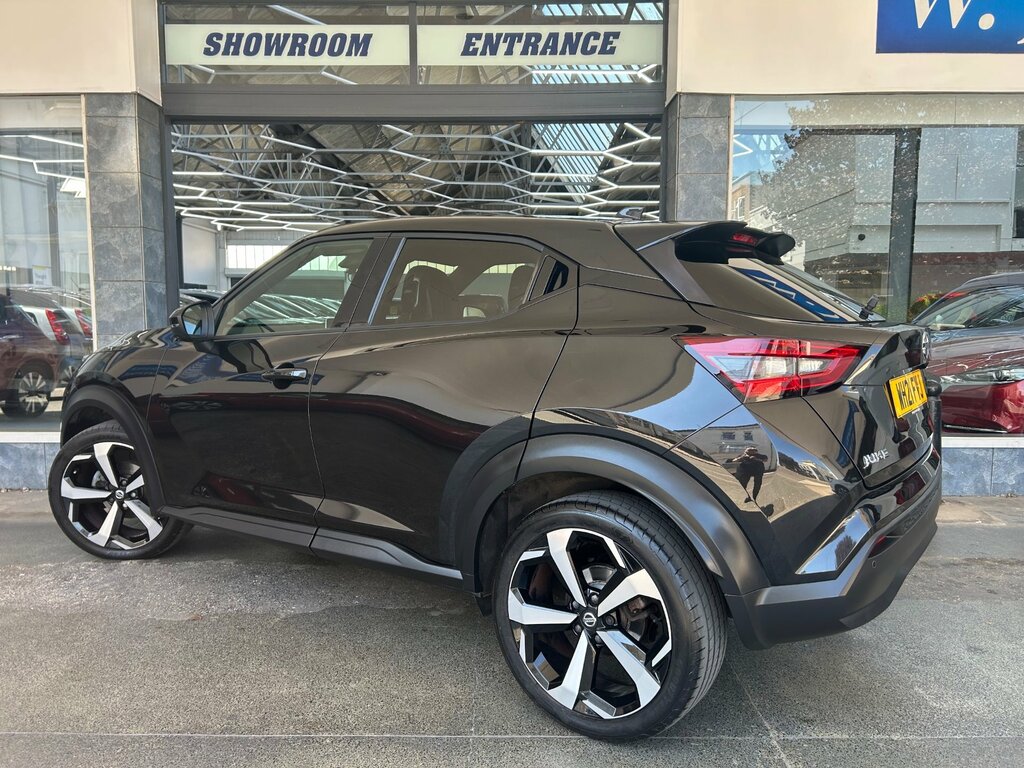 Nissan Juke 1.0 Dig-t Tekna Suv Euro 6 Ss 11 WH21FVJ Black #4