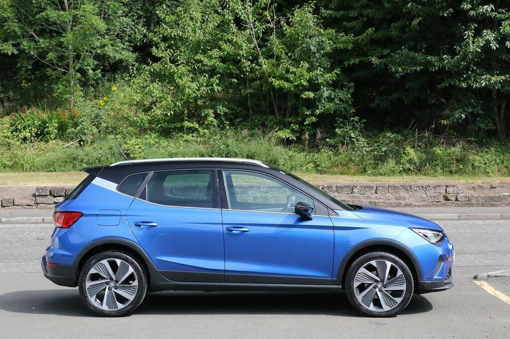 Seat Arona 1.0 Tsi 110 Fr Sport SA73HGN Blue #4
