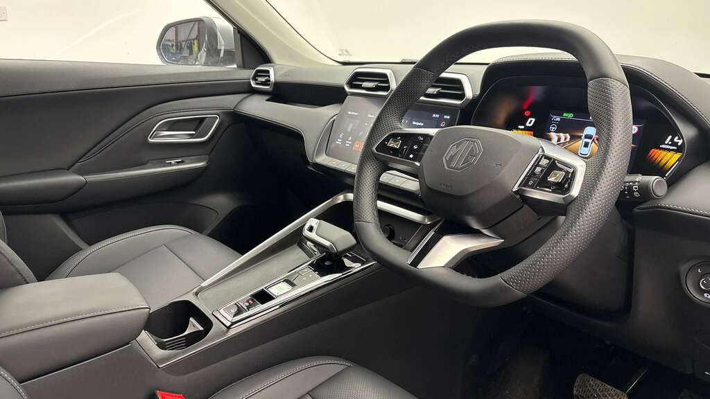 MG ZS 1.5 Hybrid Trophy Suv Hybrid Euro LE75FBN Silver #2