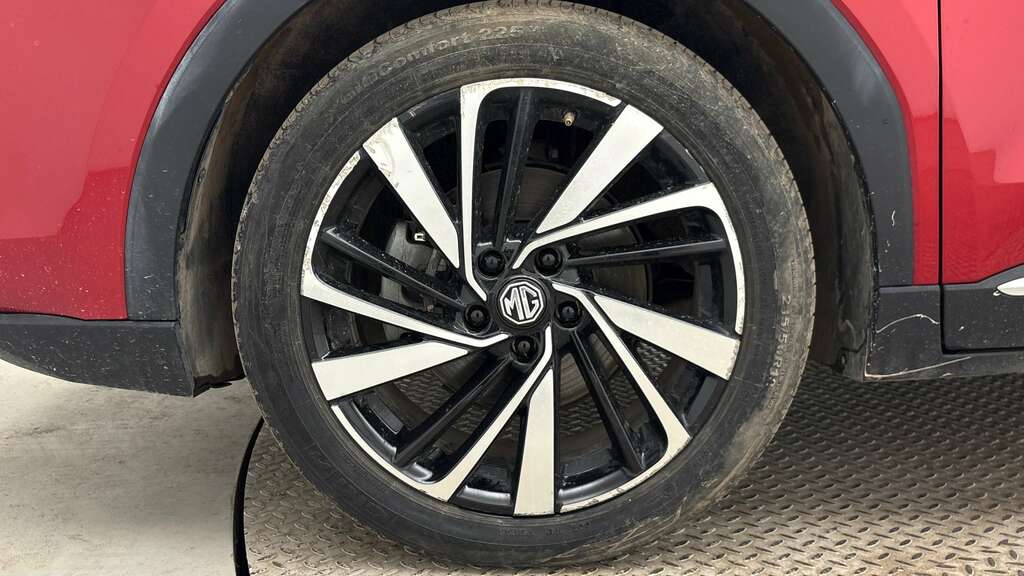 MG ZS 1.5 Hybrid Trophy Suv Hybrid Euro LB74HNK Red #3