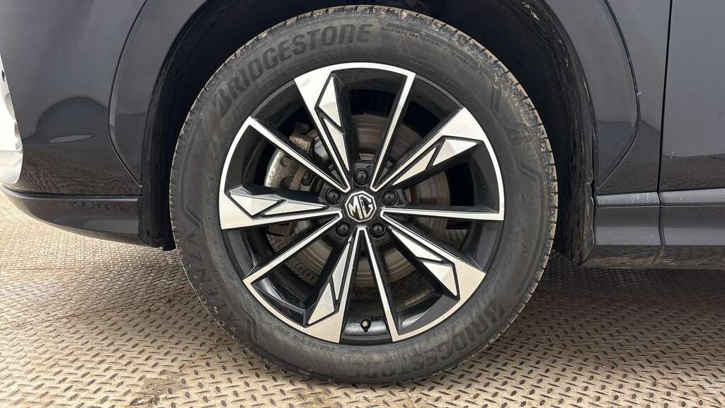 MG HS 1.5 Hybrid Trophy Suv Hybrid Euro LJ75SBT Black #6