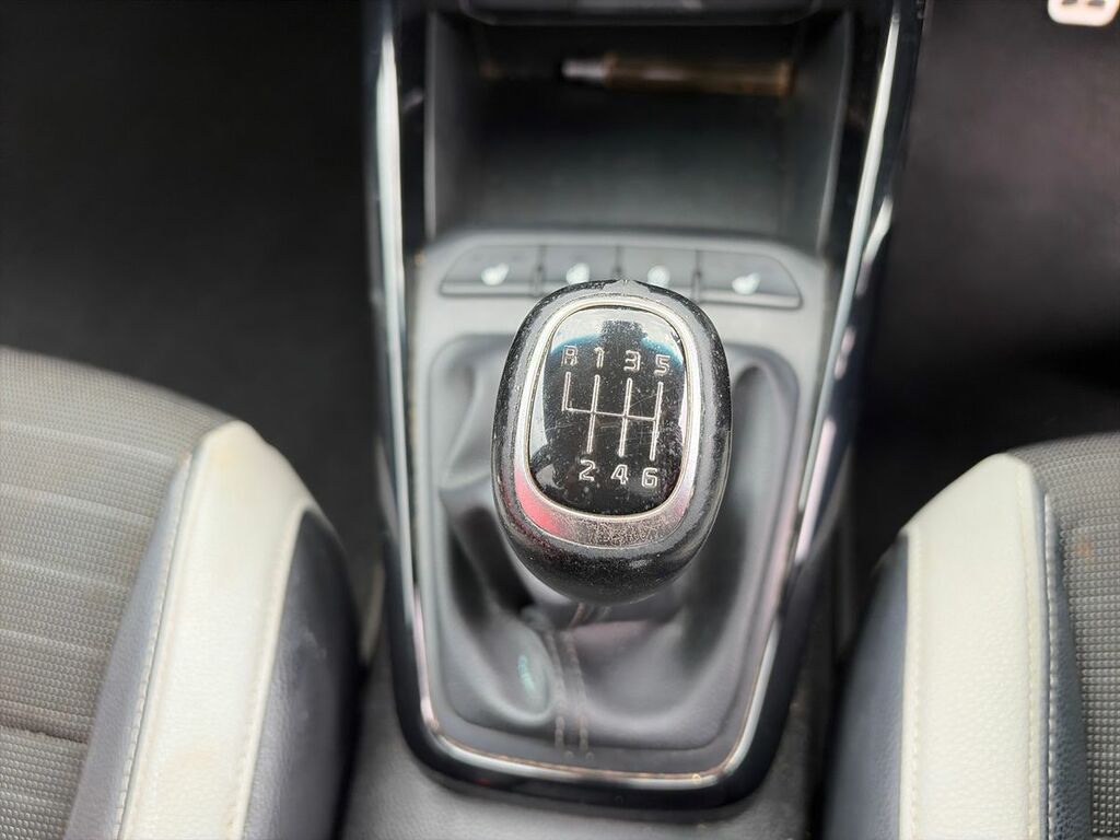 Kia Stonic 1.6 Crdi 2 Estate #23