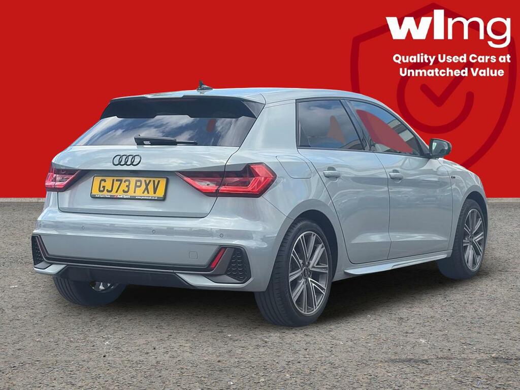 Audi A1 30 Tfsi 110 Black Edition S Tronic SXZ5498 White #16