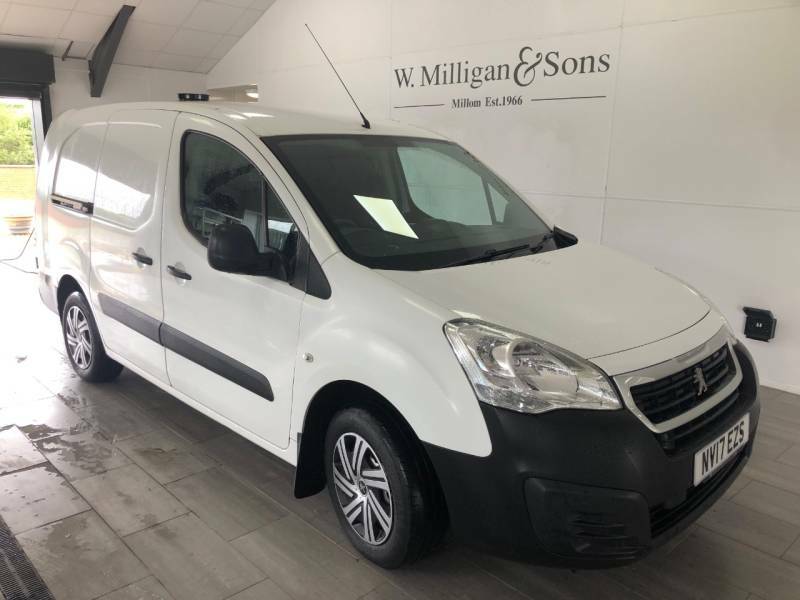 Peugeot Partner 750 Se 1.6 Bluehdi 100 Van White #2