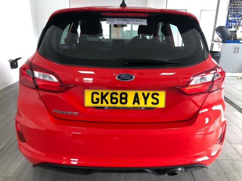 Ford Fiesta 1.0 Ecoboost 140 St-line - 2018 68 GK68AYS Red #5