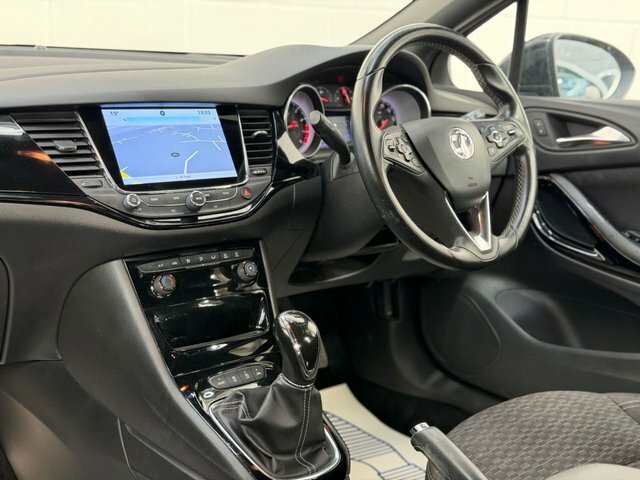 Vauxhall Astra 1.6I Turbo Sri Nav Hatchback Eur Black #3