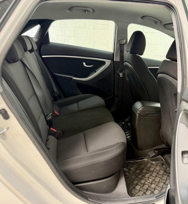 Hyundai I30 1.0 T-gdi Mhev Se Connect Hatchback Hyb Brown #23