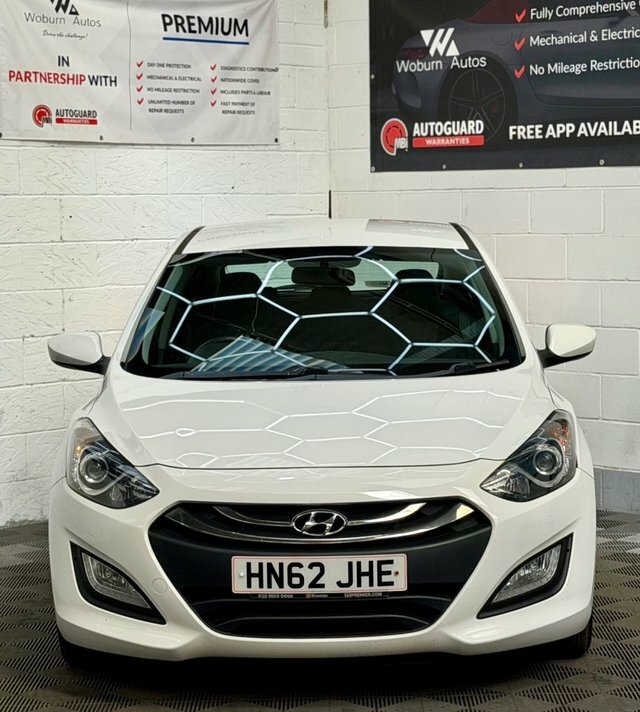 Hyundai I30 1.6 Active Hatchback Euro 5 120 P White #5