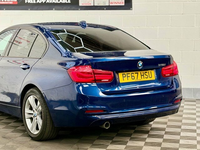 BMW 3 Series 1.5 318I Sport Saloon Euro 6 S Blue #3