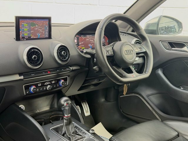 Audi S3 2.0 Tfsi Black Edition Sportback S Tron Blue #3