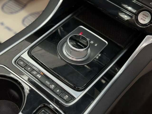 Jaguar XE R-sport White #31