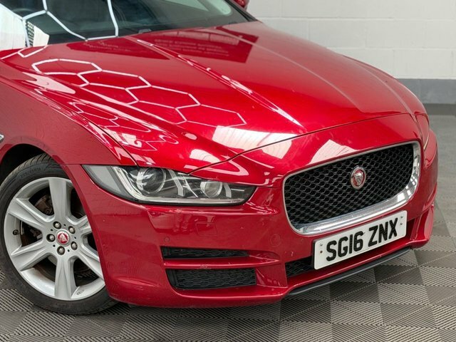 Jaguar XE R-sport White #9
