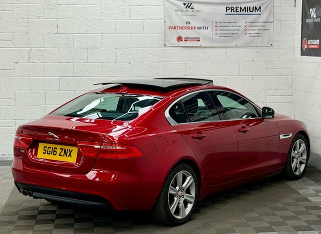 Jaguar XE R-sport White #16