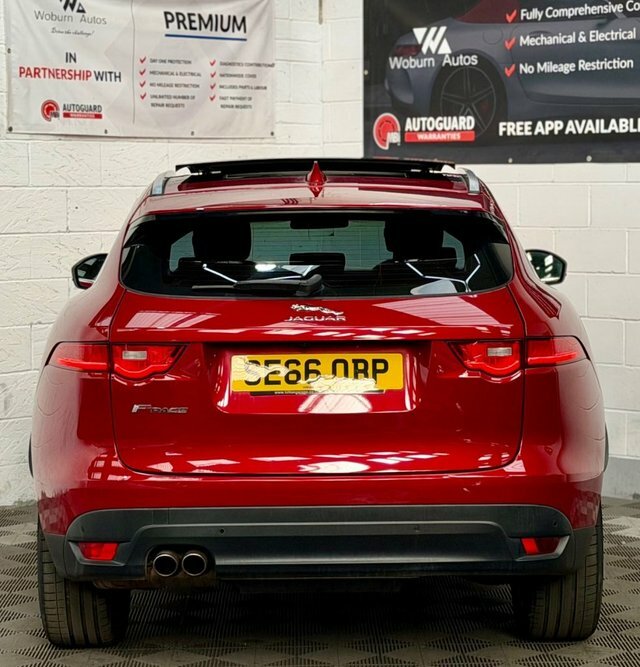 Jaguar F-Pace 2.0D Prestige Awd Estate White #10