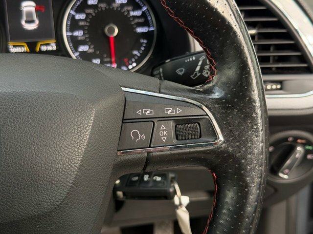 Seat Leon Hatchback 2.0 Tdi Fr Sport Coupe Euro 6 Ss Red #22